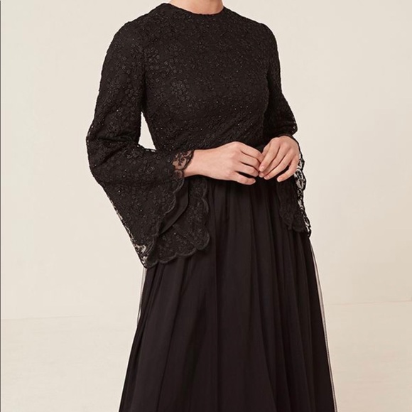 Inayah Black Long Sleeve Dress Medium - NWT - Picture 2 of 6